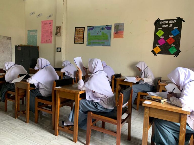 Liburan Akan Tiba Setelah Penilaian Akhir Semester Ganjil | SMA IMBS