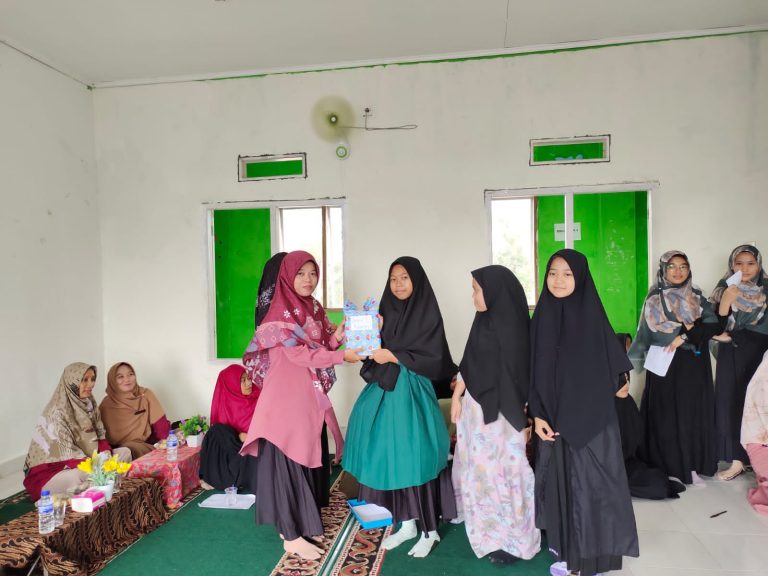 Lomba Peringatan Isra’ Mi’raj di SMP Insan Madani Jambi Meriah