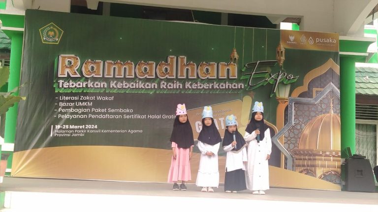 Siswa Raudhatul Athfal (R.A) Insan Madani berpartisipasi dalam acara  Ramadhan Ekspo